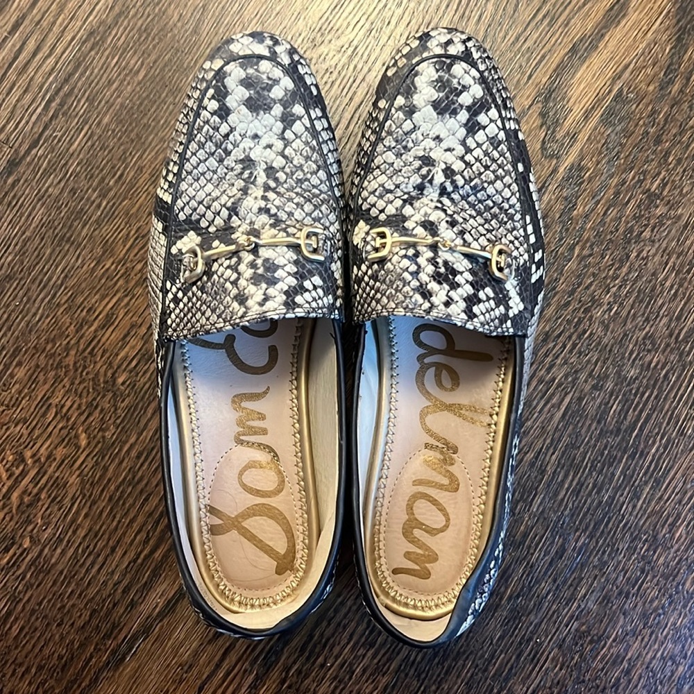 Sam Edelman Loraine Loafer snakeskin